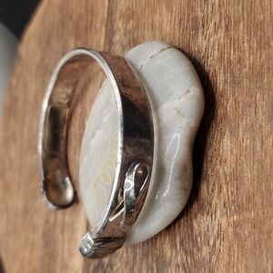 B2738 sterling silver breast cancer awareness cuff bracelet discontinued rare